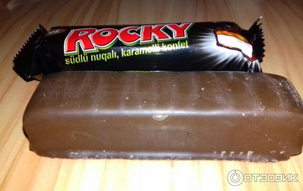 Шоколадный батончик Rocky фото