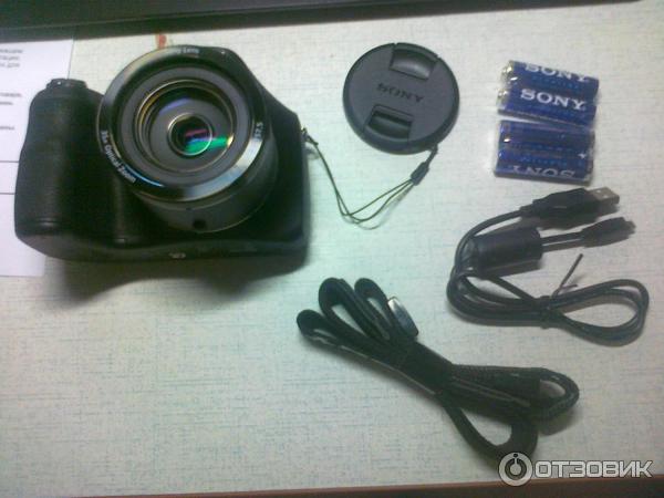 Цифровой фотоаппарат Sony Cyber-shot DSC-H300