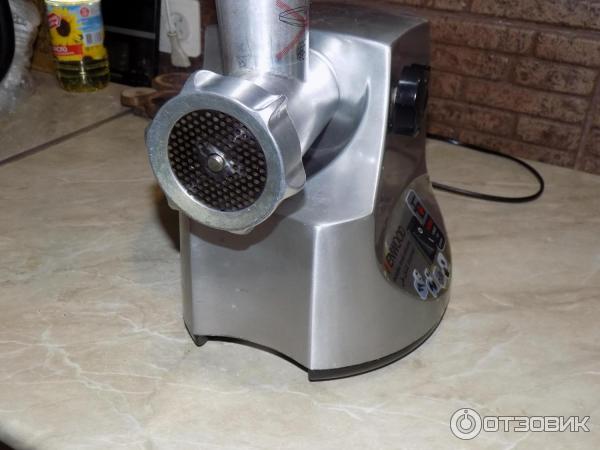 Электрическая мясорубка Kenwood MG-510 PRO 1600 фото