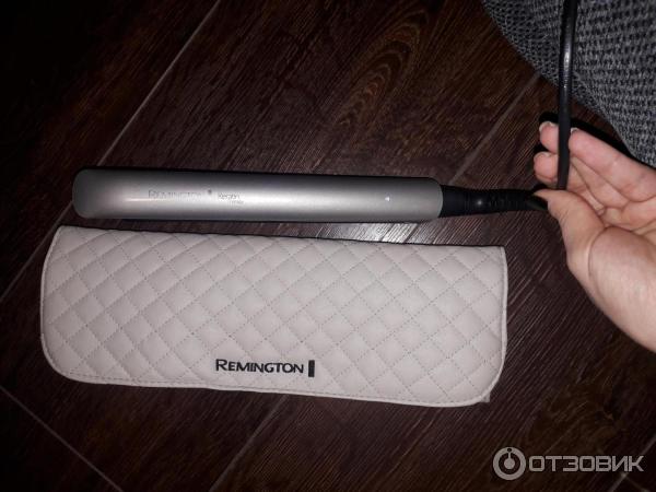 Выпрямитель для волос Remington Keratin Therapy S8590 фото