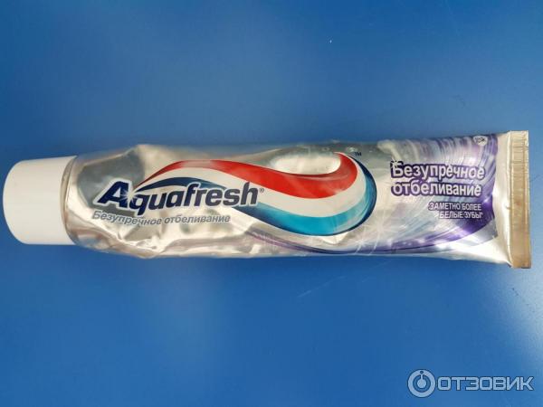 Зубная паста Aquafresh Безупречное отбеливание фото