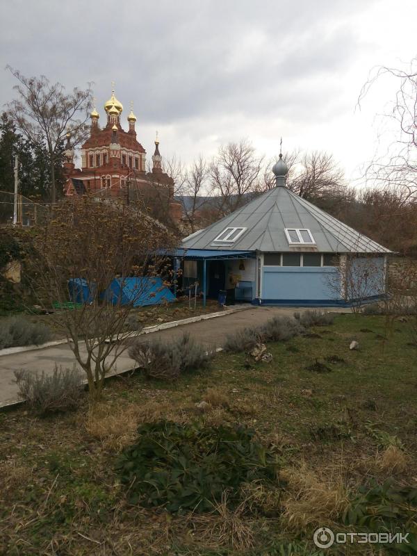 Топловский Свято-Троице-Параскевиевский женский монастырь (Крым) фото