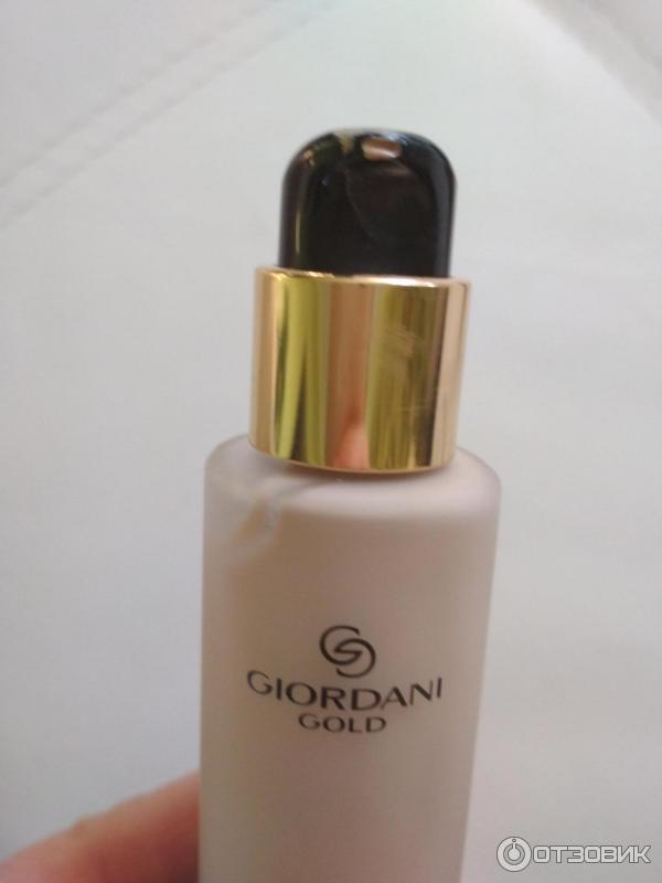 Тональная основа Oriflame Giordani Gold Антивозрастная фото