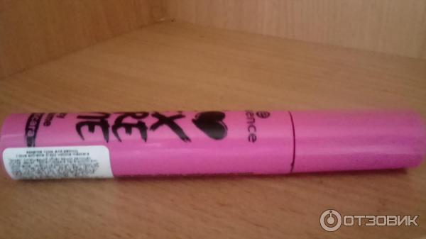 Тушь для ресниц Essence I Love Extreme Crazy Volume Mascara фото