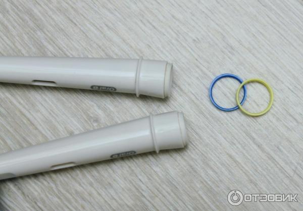 Электрическая зубная щетка Braun Oral-B Vitality Sensitive Clean фото