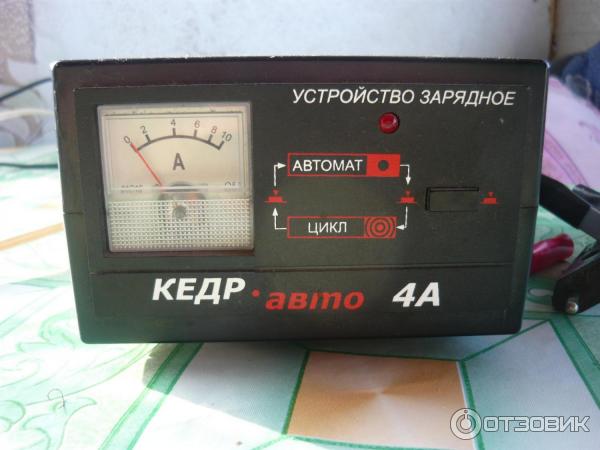 Кедр 4 инструкция. Автомобильная зарядка кедр 4а. ЗУ кедр авто 4а. Зарядник аккумулятора кедр-авто 4а. Автомобильное зарядное устройство кедр 4а.