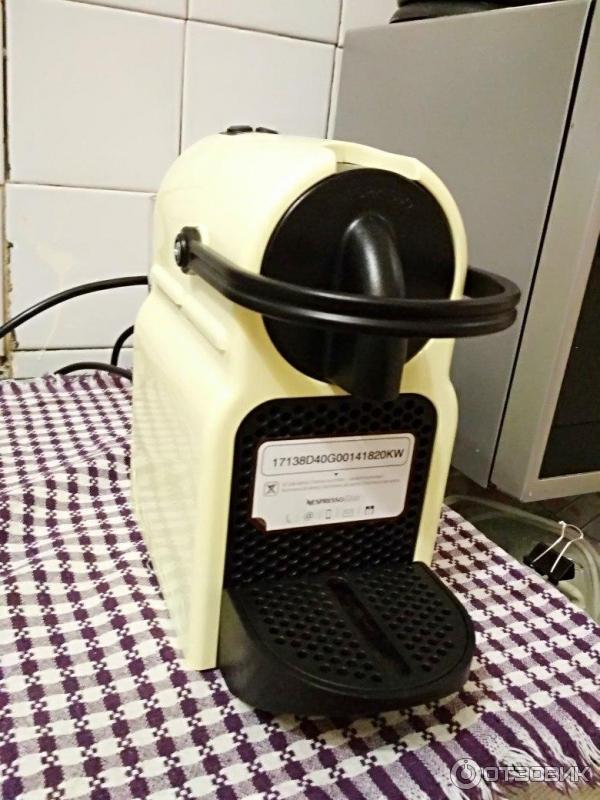 Delonghi inissia en80 cw. Кофемашина Delonghi Nespresso en 80. Кофемашина капсульная de'Longhi Nespresso Inissia en 80. En80b Delonghi. Delonghi en80.CW Inissia капсулы.