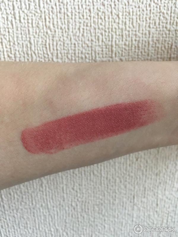 Губная помада Bourjois Rouge Edition фото