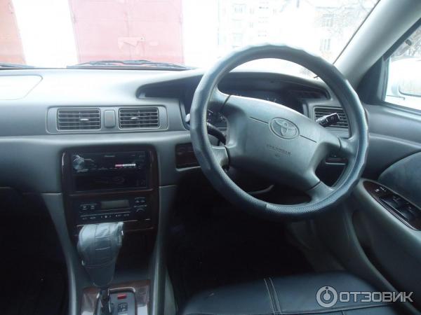 Автомобиль Toyota Camry Gracia седан фото