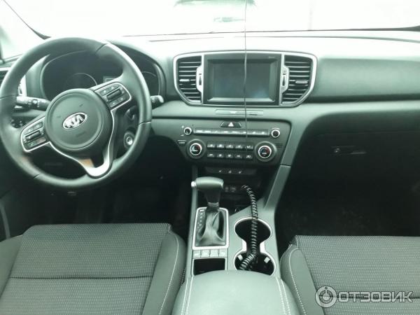 Автомобиль Kia Sportage 4 кроссовер фото