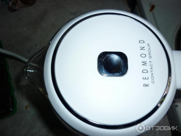Отзыв о Чайник Redmond SkyKettle G200S Чайник не очень хороший.