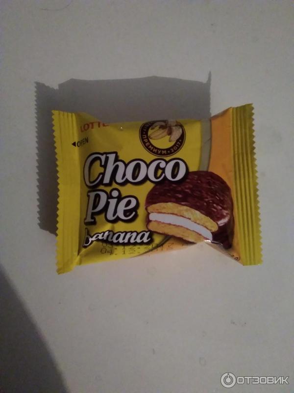 Бисквитное печенье Lotte Choco Pie Banana прослоенное глазированное фото