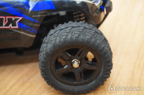 Радиоуправляемая модель автомобиля REMO HOBBY монстр 1:16 RTR Smax фото