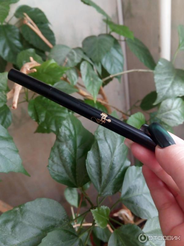 Подводка-фломастер FF Liquid Eyeliner Pen фото