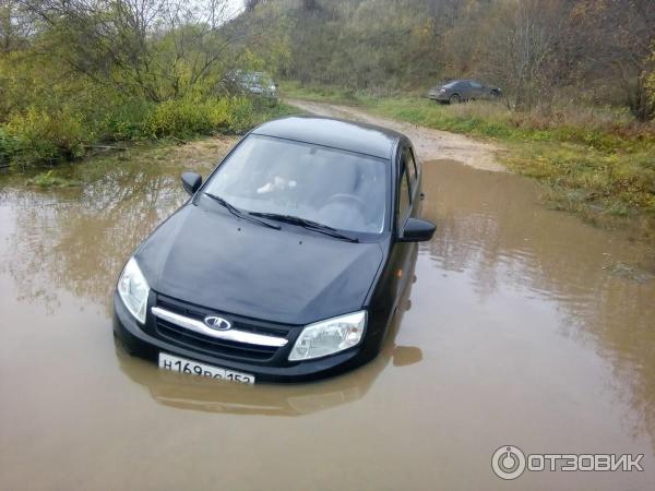 Автомобиль ВАЗ 2191 Лада Гранта лифтбек фото