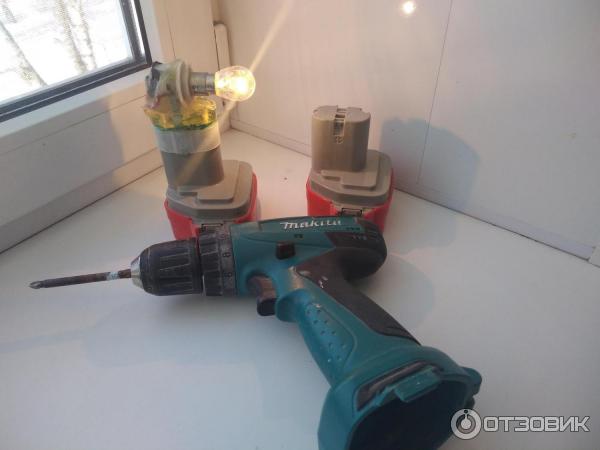 Аккумуляторная дрель-шуруповерт Makita 6271D