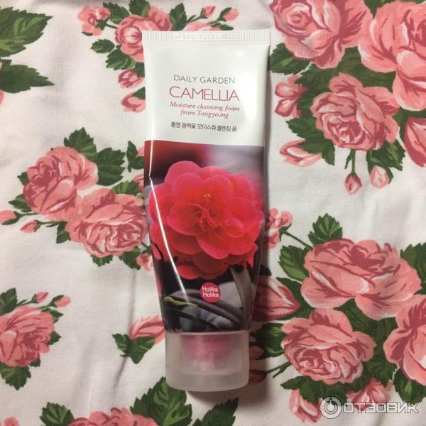 Пенка Holika Holika Daily Garden Camellia