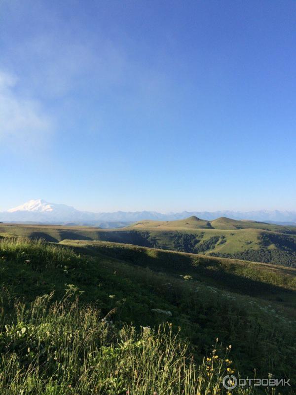 Канатная дорога в пос. Домбай (Россия, Карачаево-Черкессия) фото