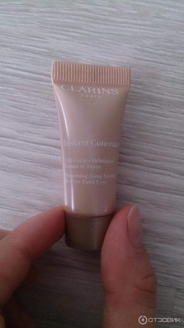 Консилер против темных кругов моментального действия Clarins Instant Concealer фото