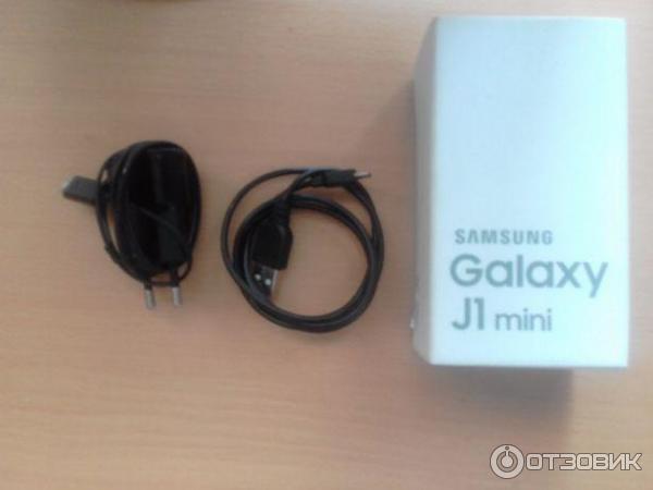 Смартфон Samsung galaxy j1 mini фото