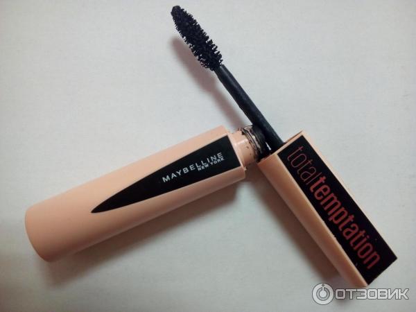 Тушь для ресниц Maybelline Total Temptation фото