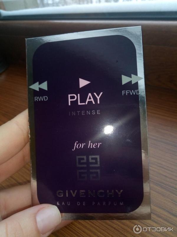 Парфюмерная вода Givenchy Play Intense for her фото