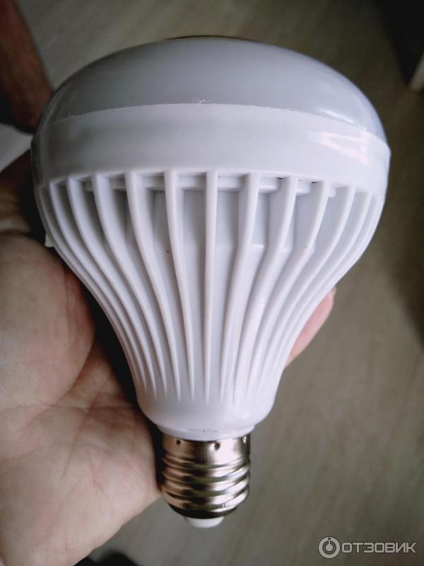 Светодиодная лампа Aliexpress LED MUSIC BULB 7W E27 фото