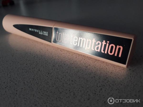 Тушь для ресниц Maybelline Total Temptation фото