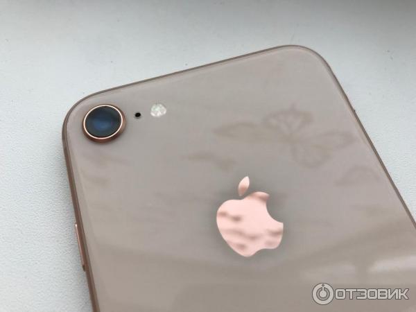 Смартфон Apple iPhone 8 фото