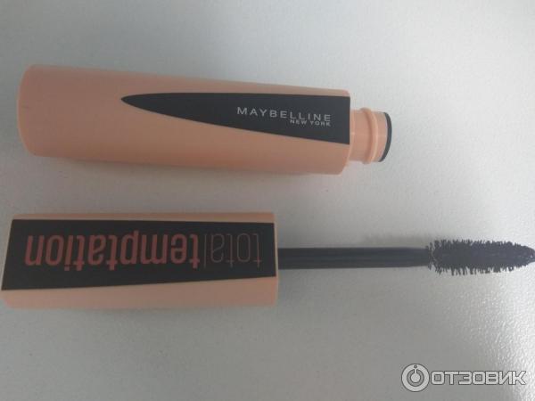 Тушь для ресниц Maybelline Total Temptation фото