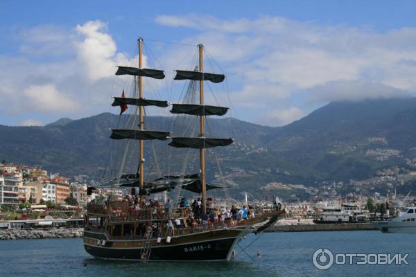 Морская экскурсия на пиратской яхте Викинг (Турция, Аланья) фото