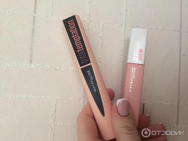 Тушь для ресниц Maybelline Total Temptation фото