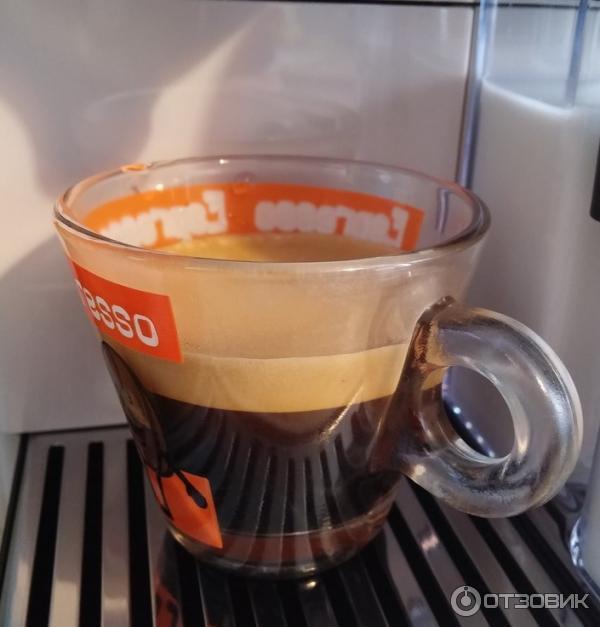 Капсульная Кофемашина Nespresso Delonghi EN550.R фото