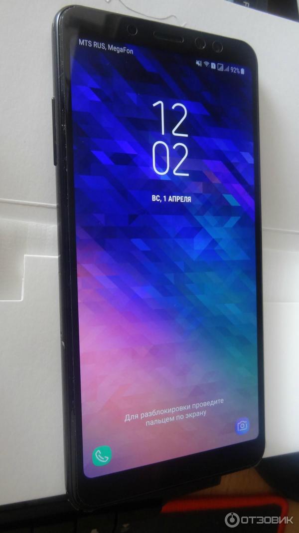 Смартфон SAMSUNG Galaxy A8 плюс (2018) заставка