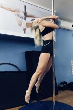 Танец на пилоне Pole Dance фото