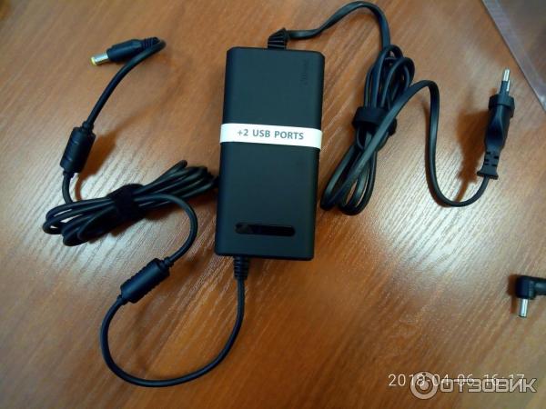 Универсальный блок питания Trust Duo 90W Laptop charger with 2 USB ports фото