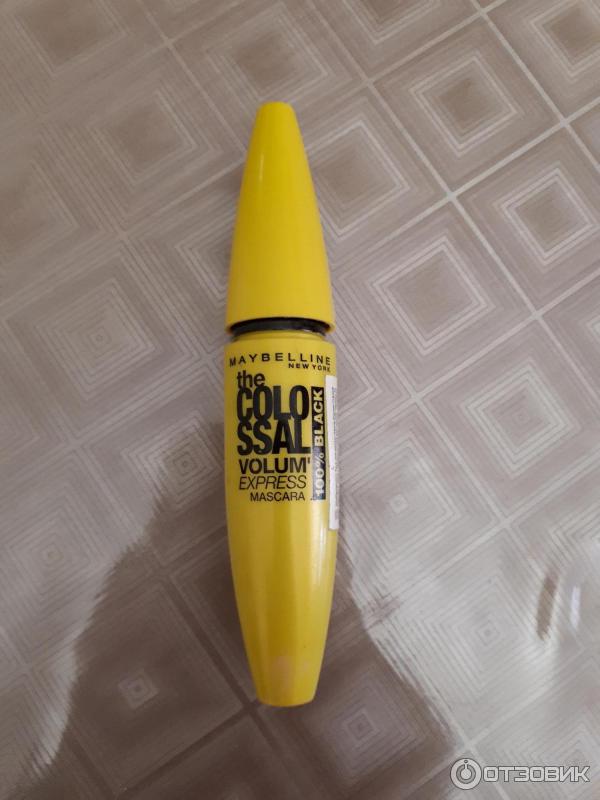 Тушь Maybellin colossal volum express mascara