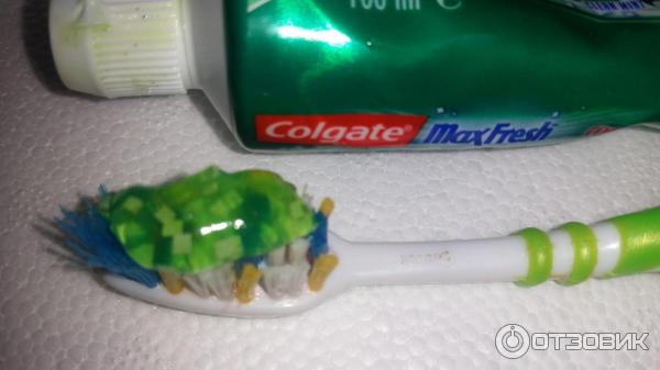 Зубная паста Colgate Max Fresh С освежающими кристаллами фото