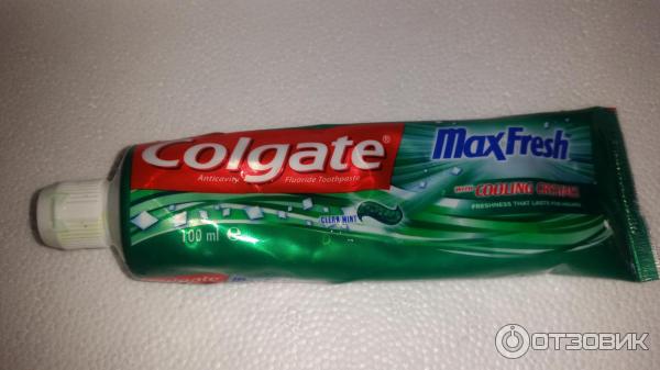 Зубная паста Colgate Max Fresh С освежающими кристаллами фото