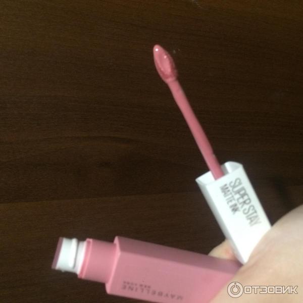 Жидкая матовая помада MAYBELLINE SuperStay Matte Ink фото