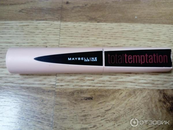 Тушь для ресниц Maybelline Total Temptation фото