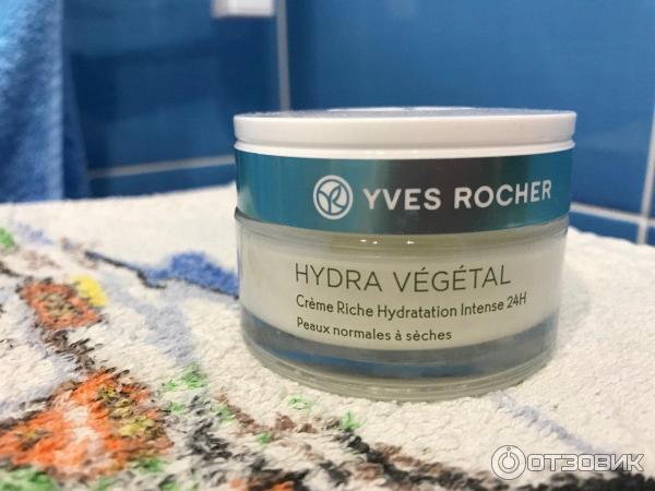 Насыщенный крем Yves Rocher Hydra Vegetal Интенсивное увлажнение 24 часа фото