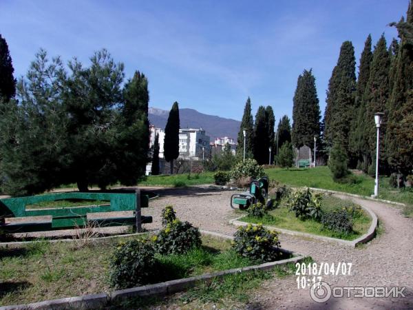 Алуштинский музей природы и дендрозоопарк (Крым, Алушта) фото