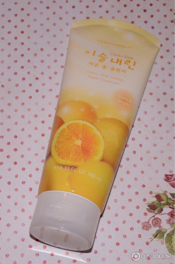 Пенка для умывания Tony Moly Clean Dew Lemon Seed Form Cleanser фото