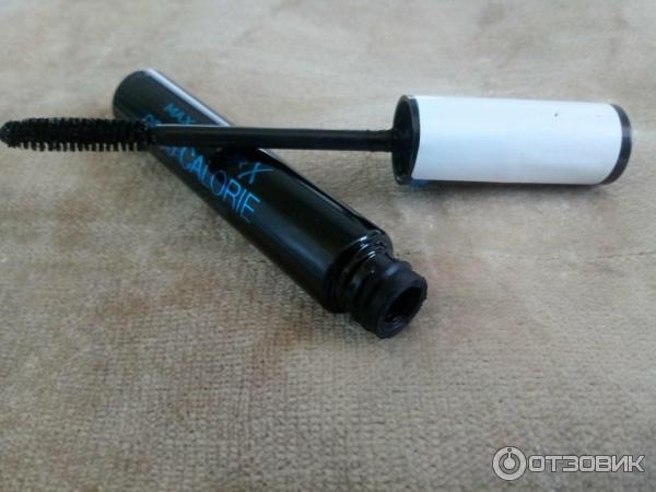 Тушь для ресниц Max Factor 2000 Calorie Mascara Waterproof Volume водостойкая фото