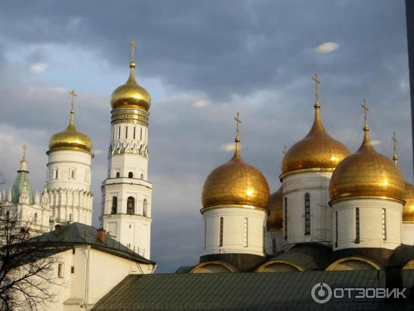 Государственный кремлевский дворец (Россия, Москва) фото