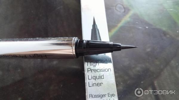 Подводка для глаз Art Deco High Precision Liquid Liner фото