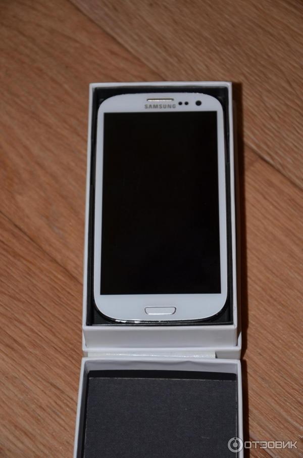 Смартфон Samsung Galaxy S3 Duos GT-I9300I фото