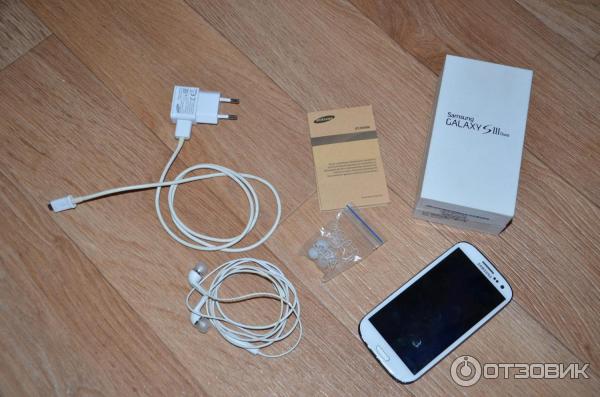 Смартфон Samsung Galaxy S3 Duos GT-I9300I фото