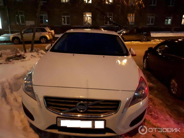 Автомобиль Volvo S60 Седан фото